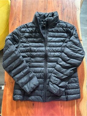 Women's Back On Track Puffer Jacket